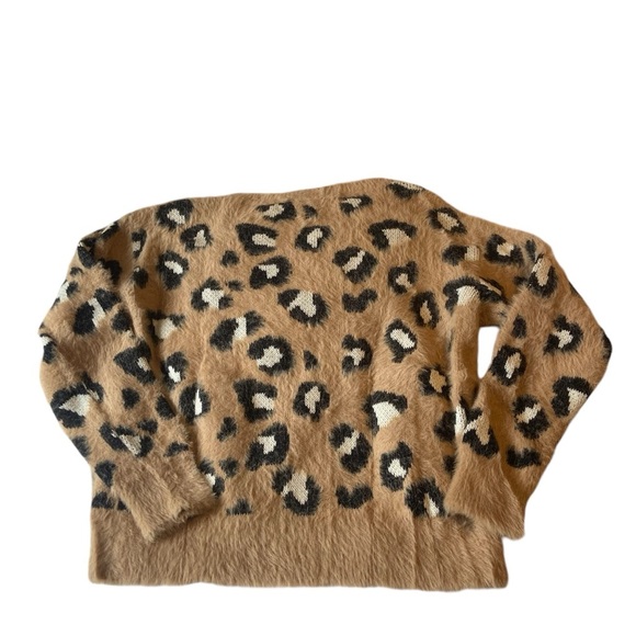 Express Cheetah Sweater - in great condition - women’s size XS - Picture 3 of 7